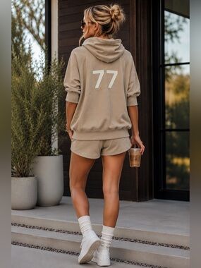 Essentials Fear of God 77 Short Sleeve Hoodie Sweatshirt XS Taupe Oversized